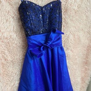 Evening formal party dress